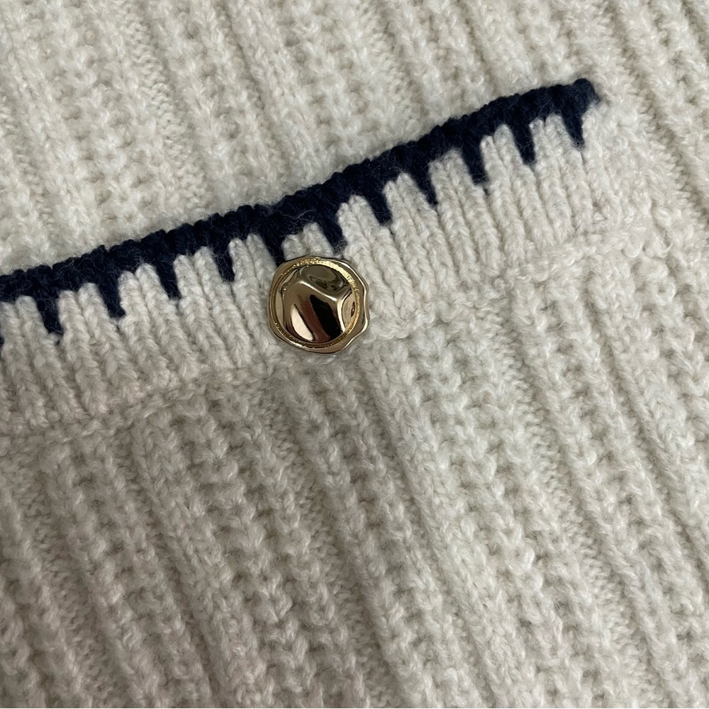 Song of Style | Cream Cardigan with Gold Button Detail, Old Money, Classic - Picture 11 of 13